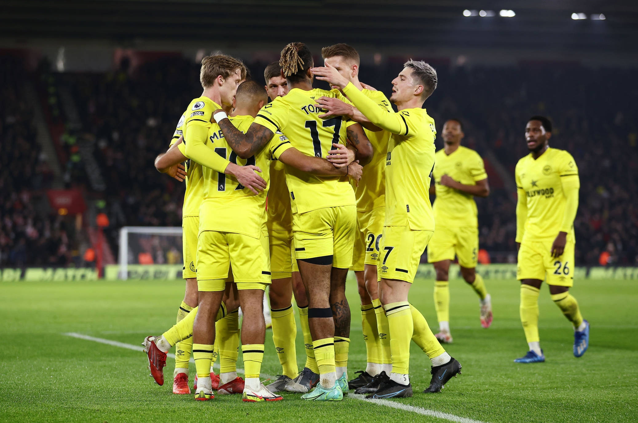 他冷静地将 他冷静地将